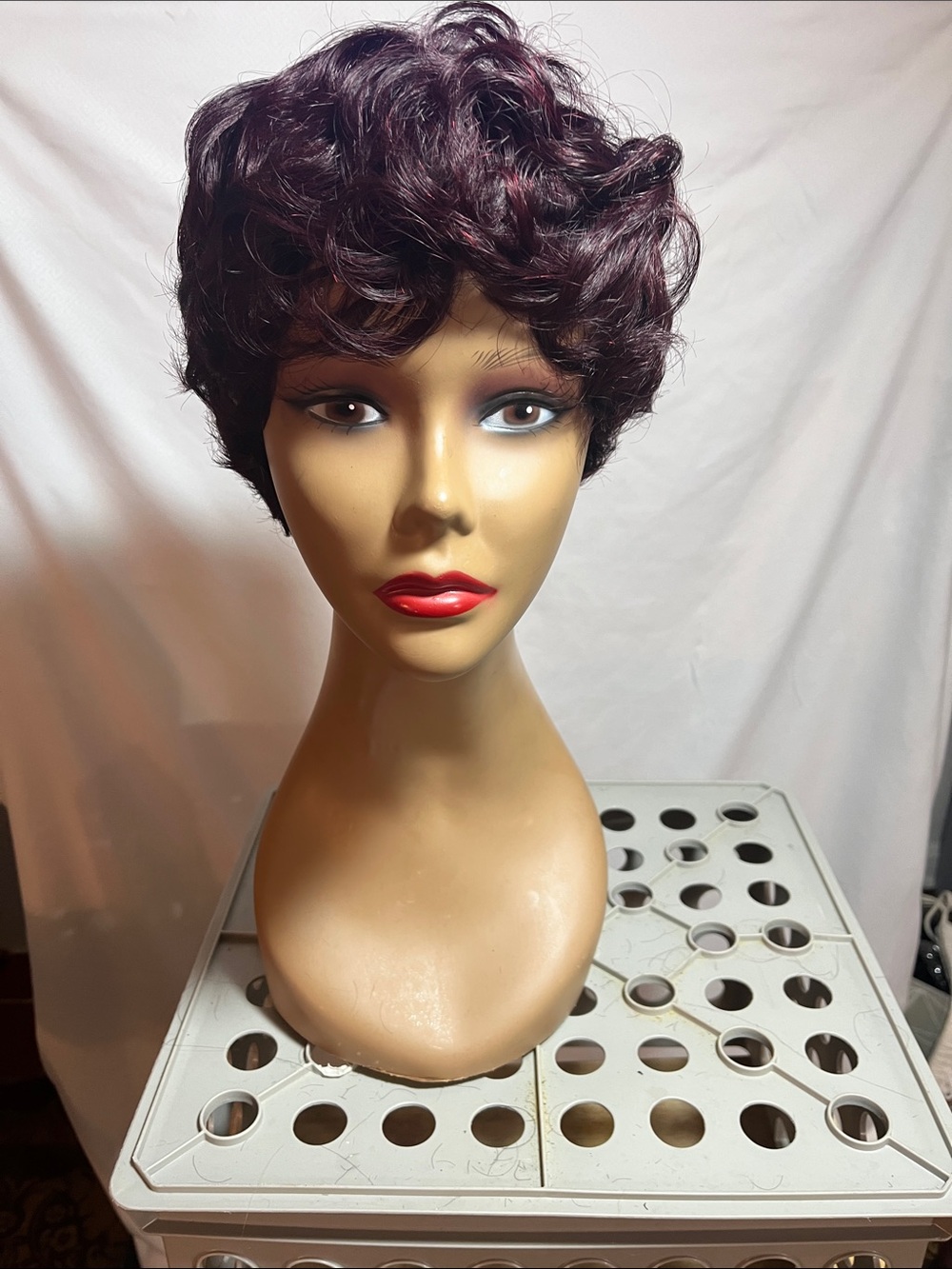 Women's Short Curly Wig in Dark Burgundy - Unbranded